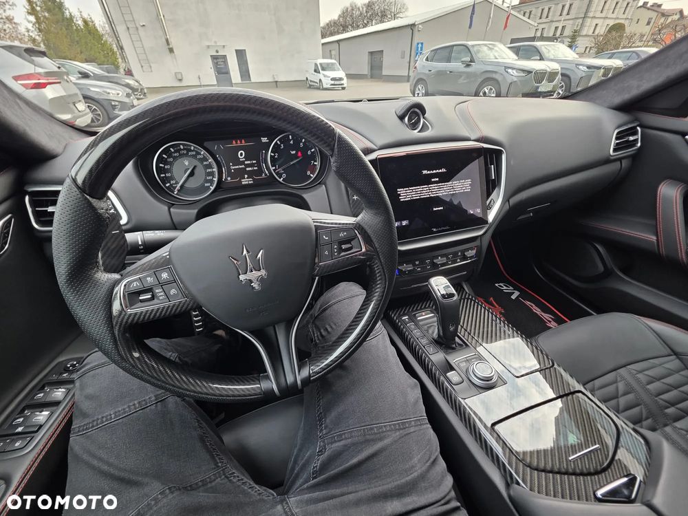 Maserati Ghibli - 15