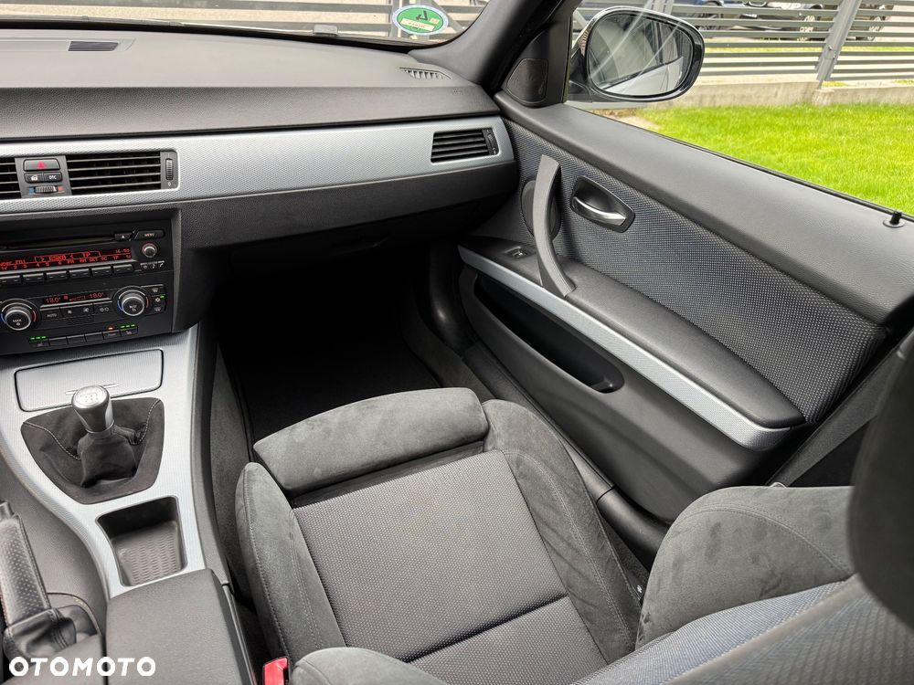 BMW Seria 3 318d M Sport EU6 - 10