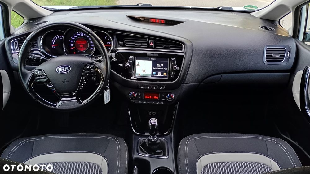 Kia Ceed 2018 photo 5