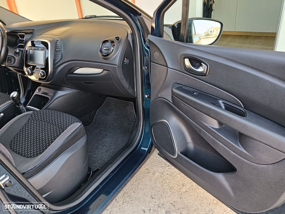 Renault Captur 1.5 dCi Exclusive - 21