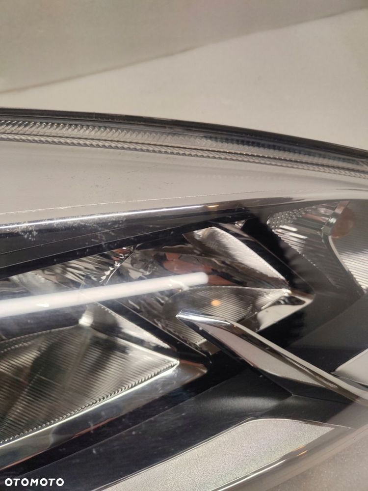 FORD FIESTA MK8 LAMPA ZW PRAWY PRZÓD H1BB-13W029-AD - 4