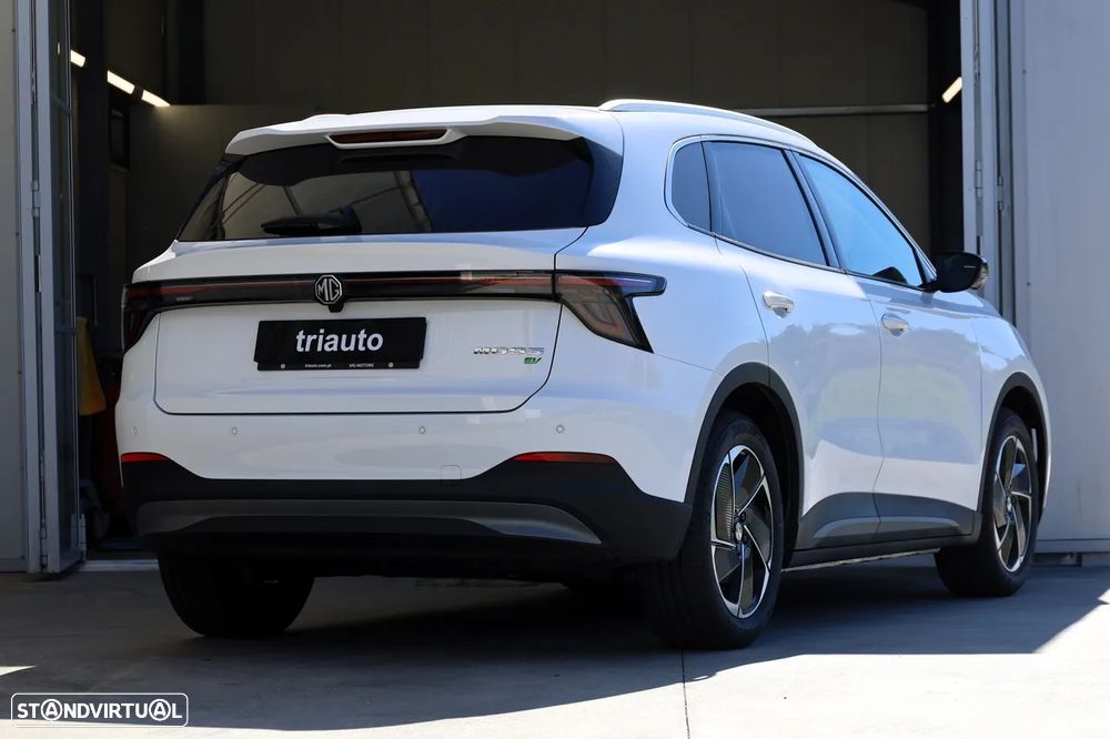 MG MGS5 EV 64 kWh Luxury - 32