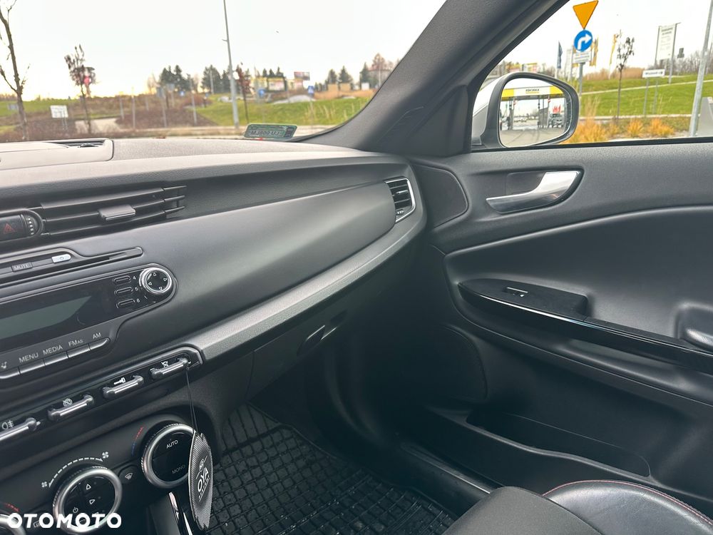Alfa Romeo Giulietta 1.4 TB MultiAir Distinctive TCT - 21