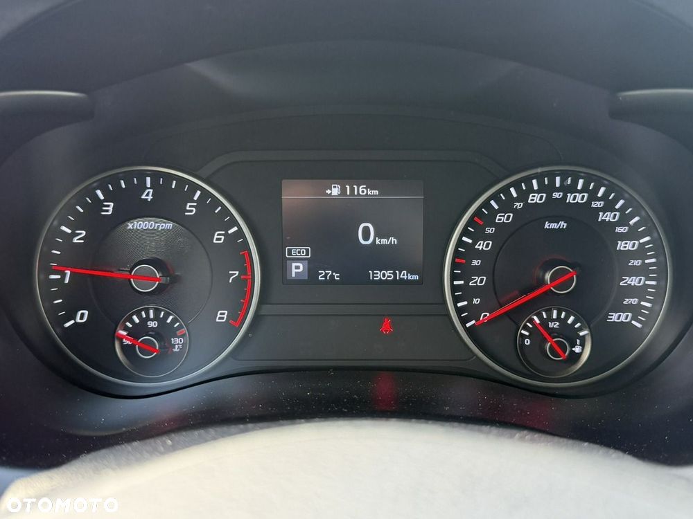 Kia Stinger - 11