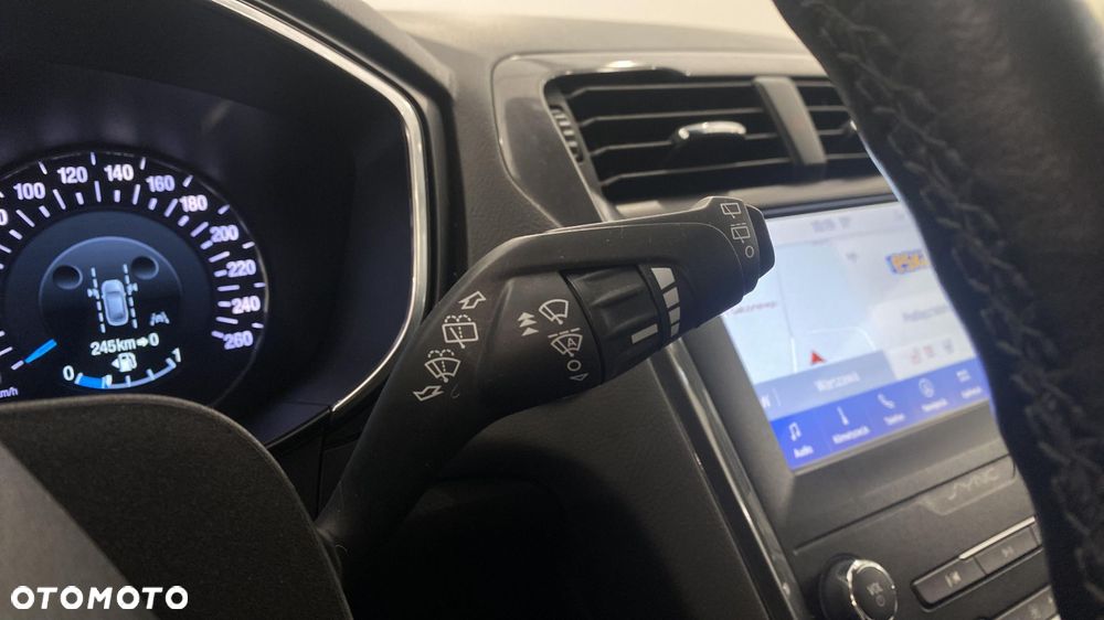 Ford Mondeo 2.0 EcoBlue Titanium - 25