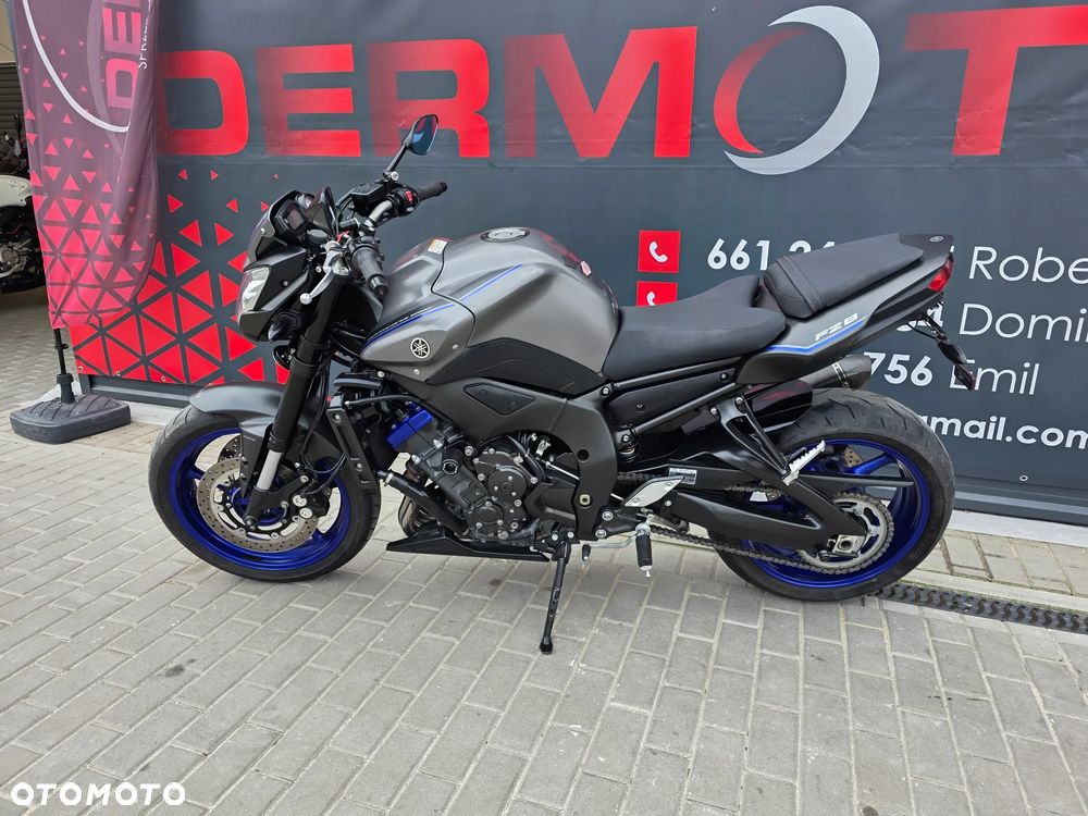 Yamaha FZ8 - 2