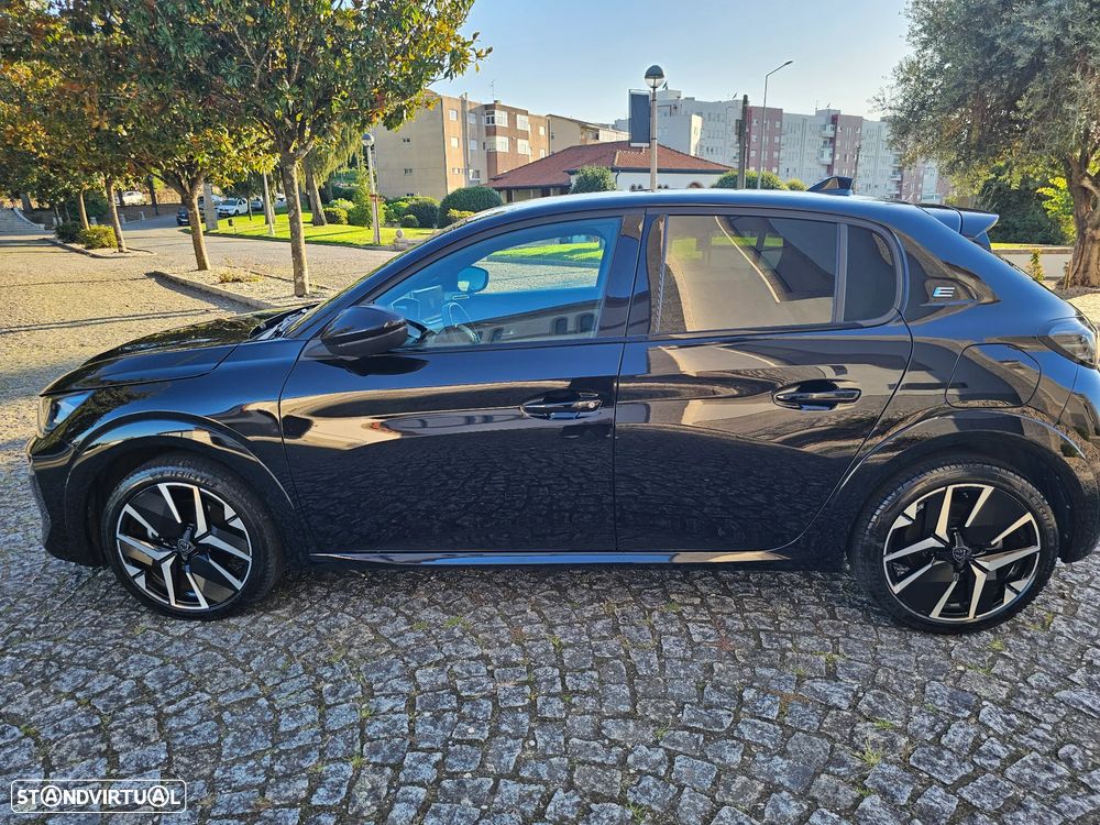 Peugeot e-208 GT - 5
