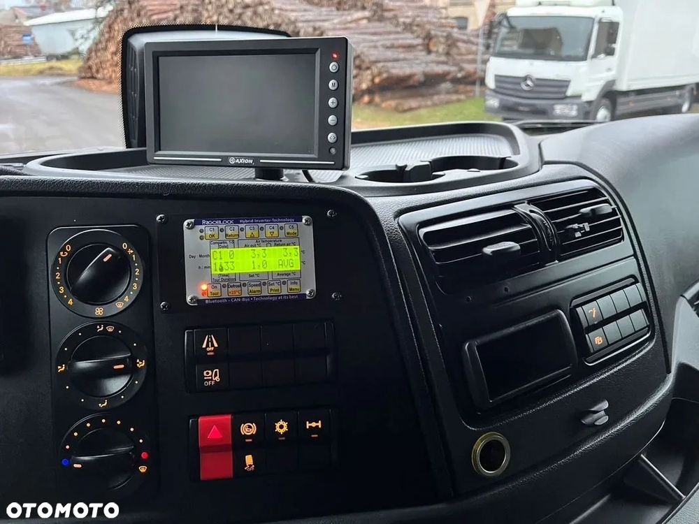 Mercedes-Benz ATEGO 1624L Chłodnia 6.15m | Drzwi | 2 x MultiTemp | Winda | Euro-6 - 22