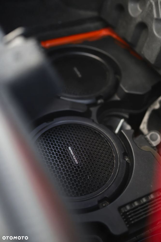 Dodge Challenger 6.4 Scat Pack - 18