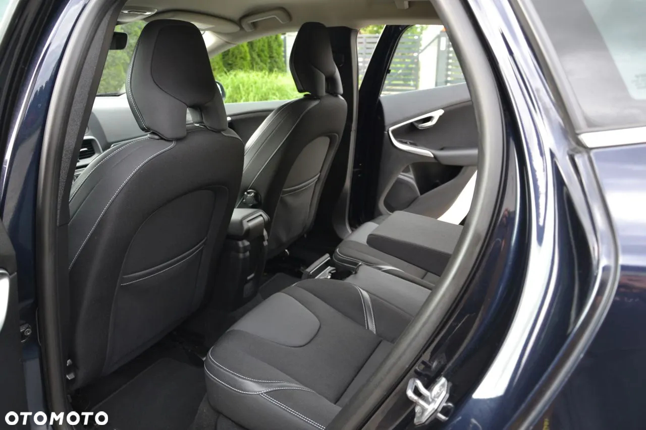 Volvo V40 D2 Drive-E Summum - 16