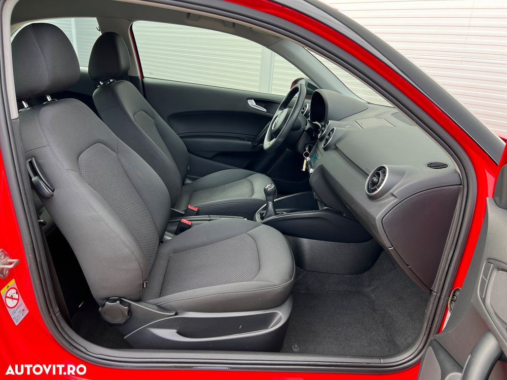 Audi A1 1.2 TFSI Sportback Attraction - 10