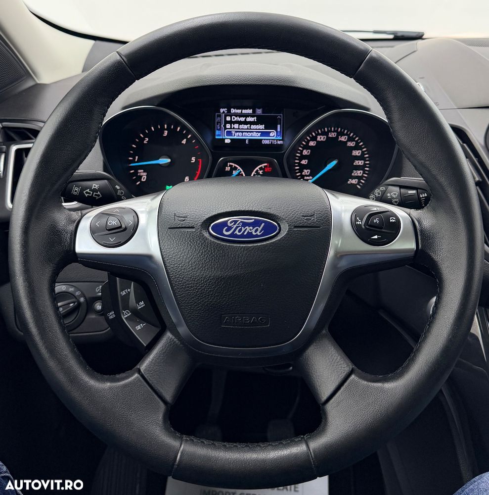 Ford Kuga 2.0 TDCi 2WD Titanium - 37