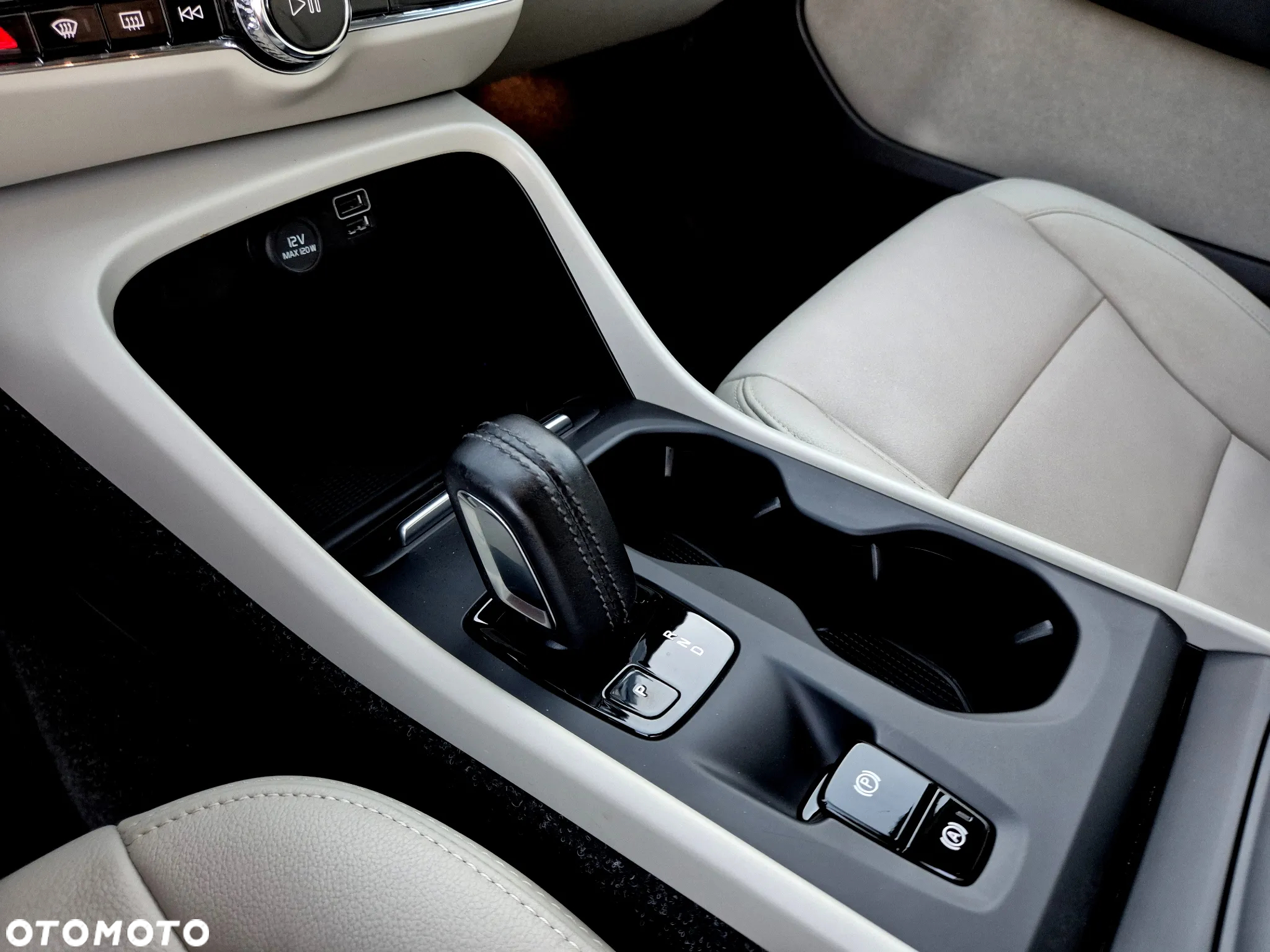 Volvo XC 40 - 9