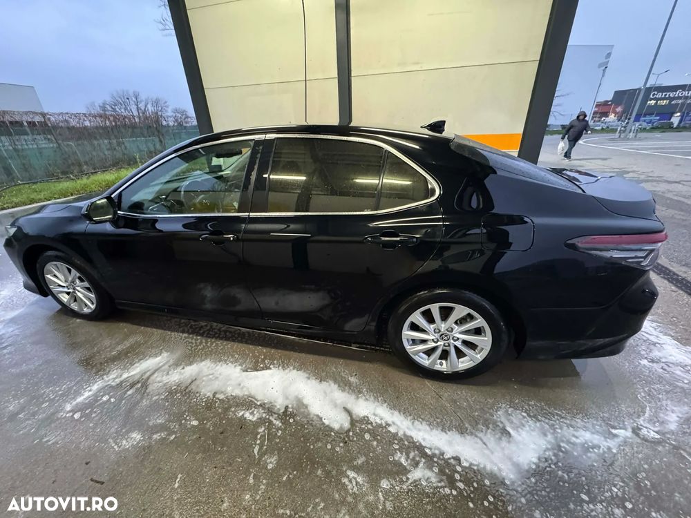 Toyota Camry 2.5 Hybrid Business - 2