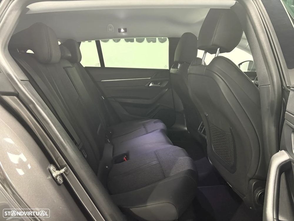 Peugeot 508 SW BlueHDi 130 EAT8 Allure Pack - 11