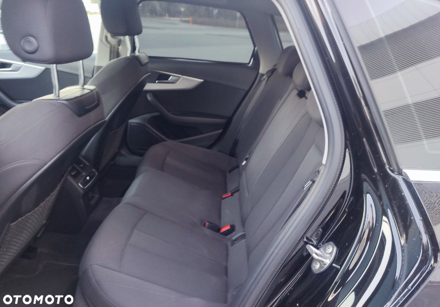 Audi A4 - 24