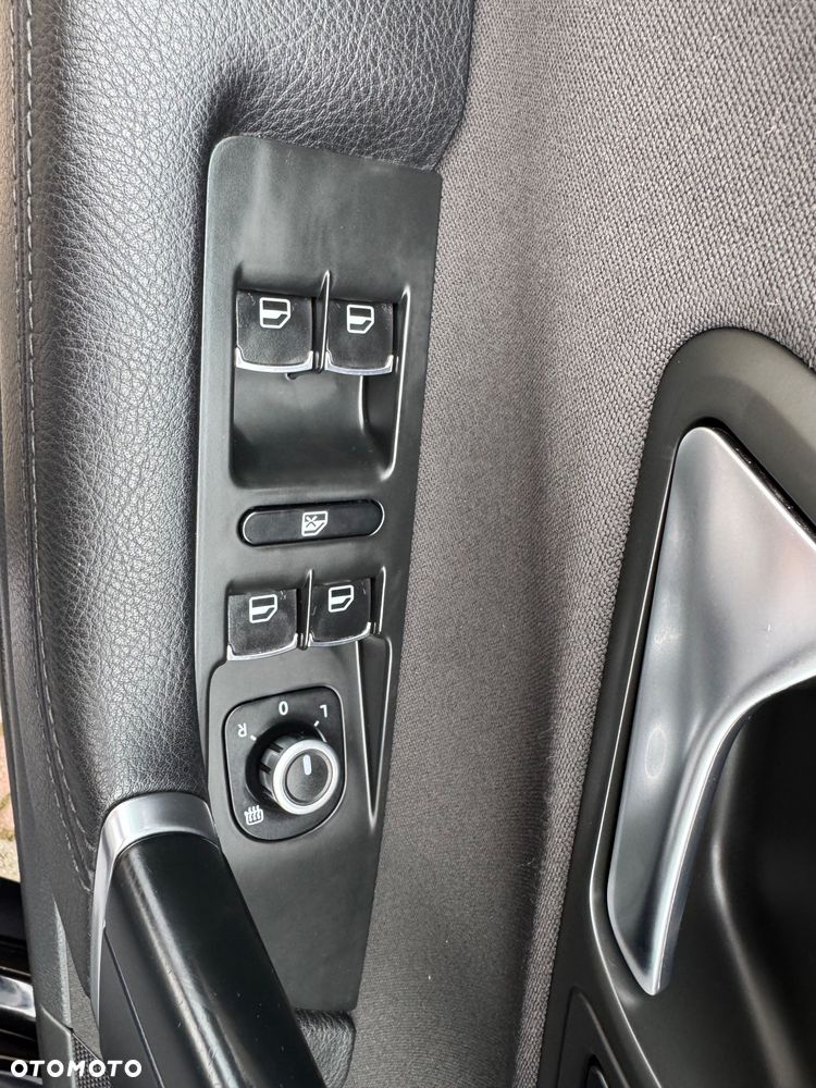 Volkswagen Passat CC 1.8 TSI Exclusive - 14