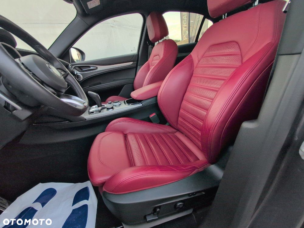 Alfa Romeo Stelvio 2.2 JTDM Veloce Q4 - 9