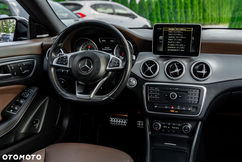 Mercedes-Benz CLA Shooting Brake 250 4Matic 7G-DCT Sport - 31