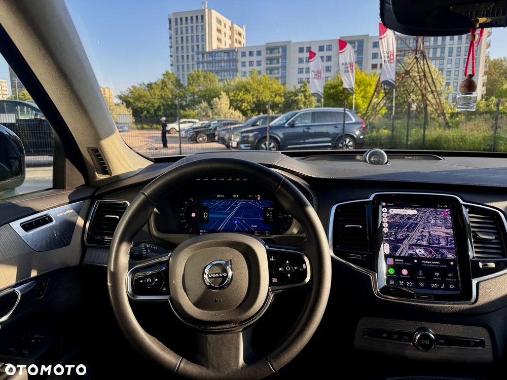 Volvo XC 90 T8 AWD Plug-In Hybrid Ultra Dark 7os - 13