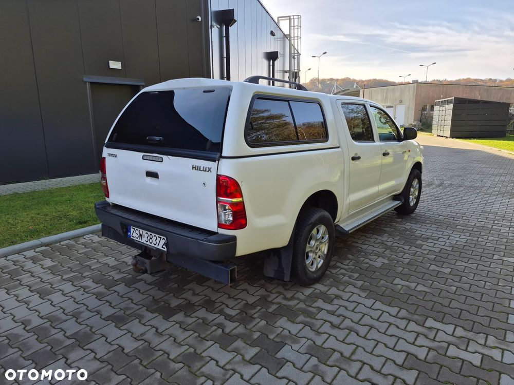 Toyota Hilux 2.5 D-4D Active - 3