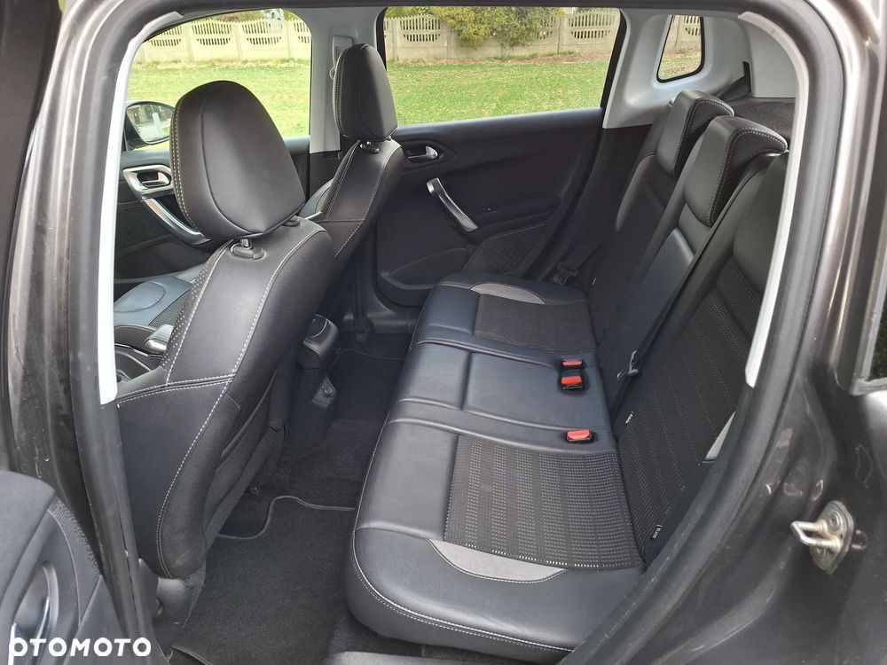 Peugeot 2008 PureTech 110 GPF Stop&Start EAT6 Allure - 10