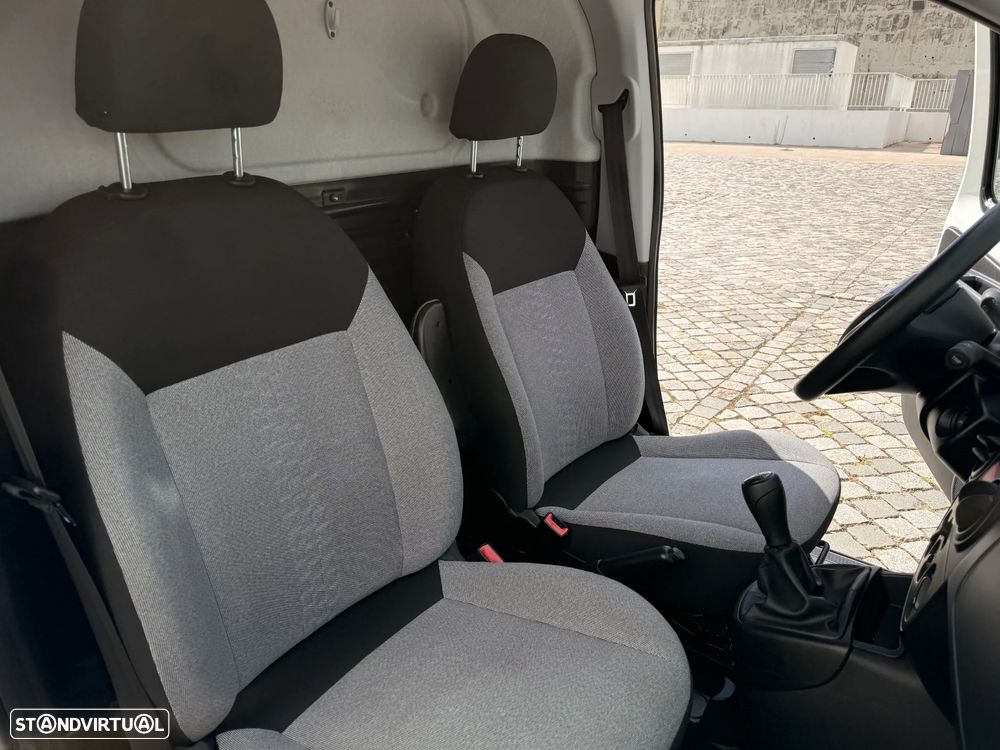 Fiat Fiorino Diesel 1.3 M-jet SX 4P (80cv) - 11