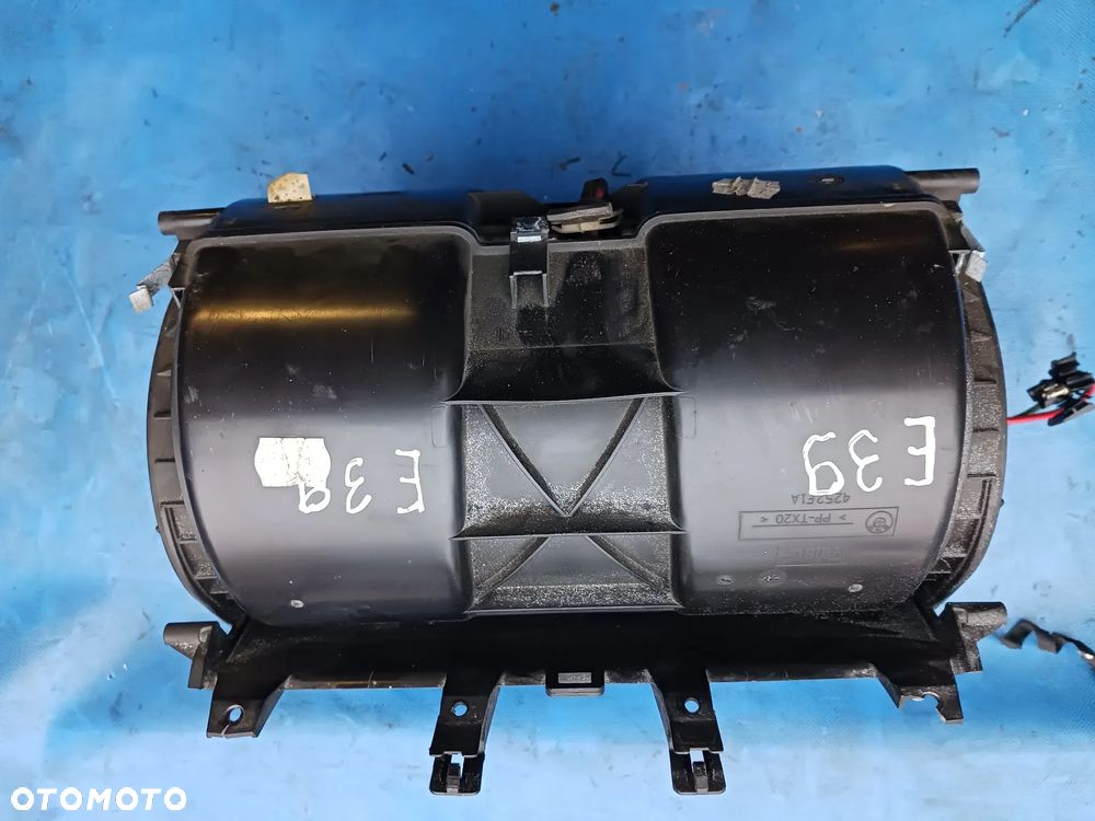 Dmuchawa  wentylator nagrzewnicy silnik nawiewu BMW E39 1BB52 Simens obudowa - 6