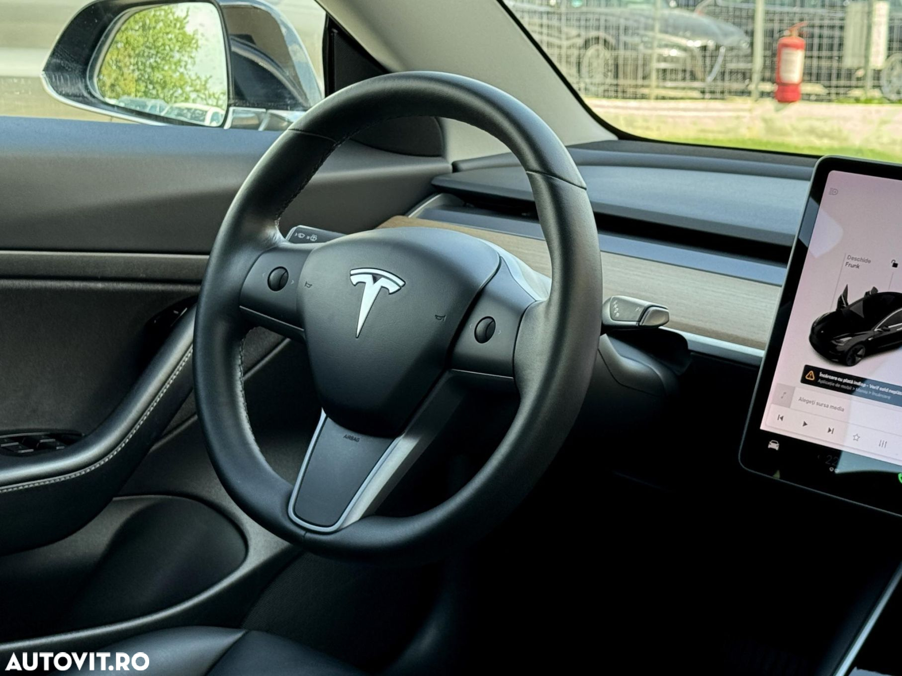 Tesla Model 3 Standard Reichweite Plus Hinterradantrieb - 9