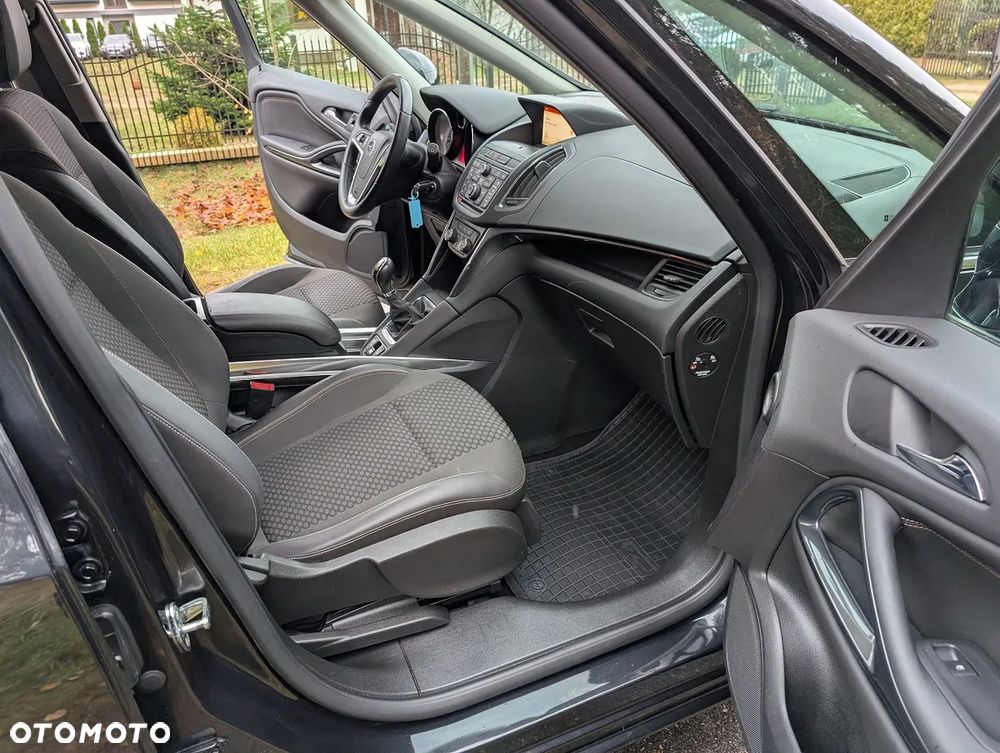 Opel Zafira 1.6 CDTI Cosmo - 23
