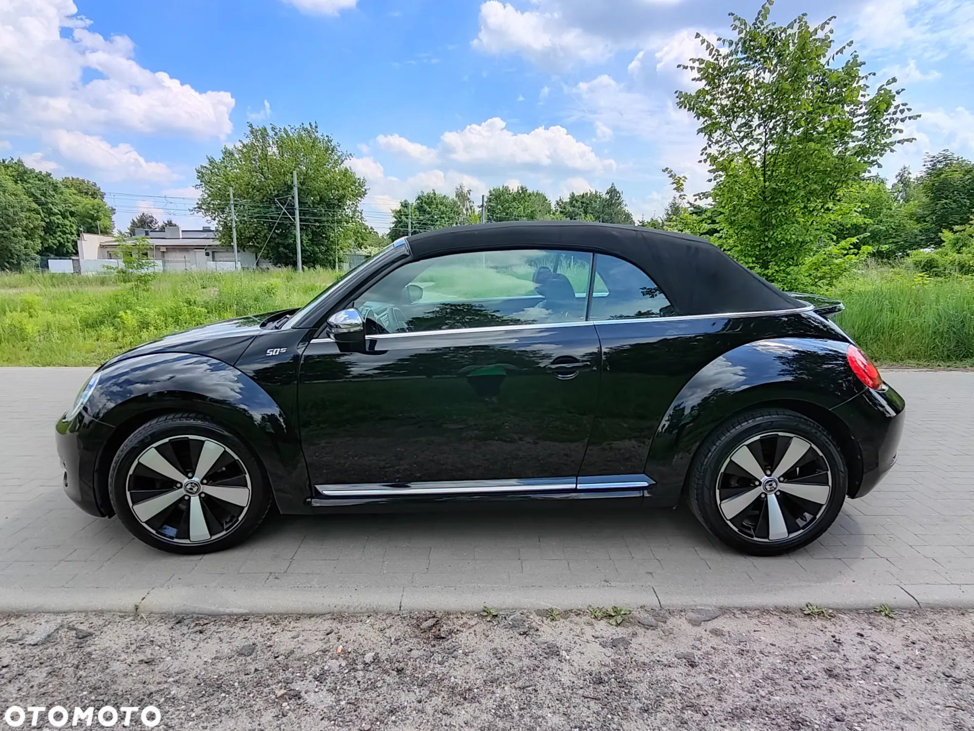 Volkswagen Beetle 1.6 TDI Design - 2