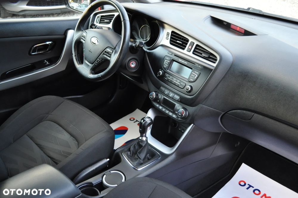 Kia ProCeed - 17