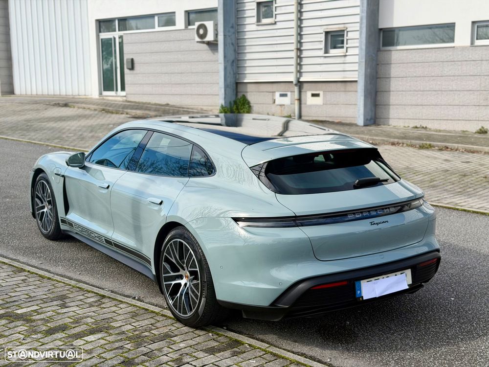 Porsche Taycan Sport Turismo bateria Performance Plus - 26
