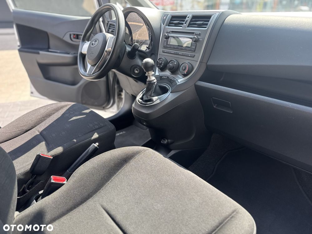 Subaru Trezia - 6