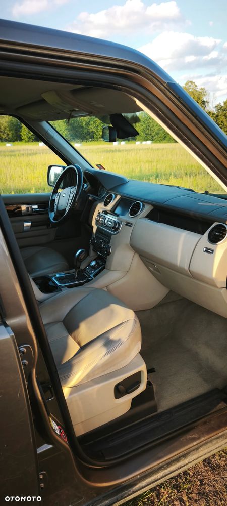 Land Rover Discovery 3.0D V6 SE - 8