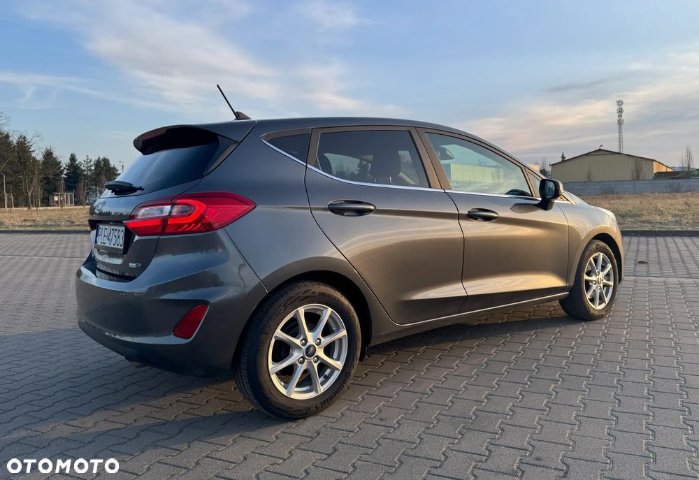 Ford Fiesta - 5