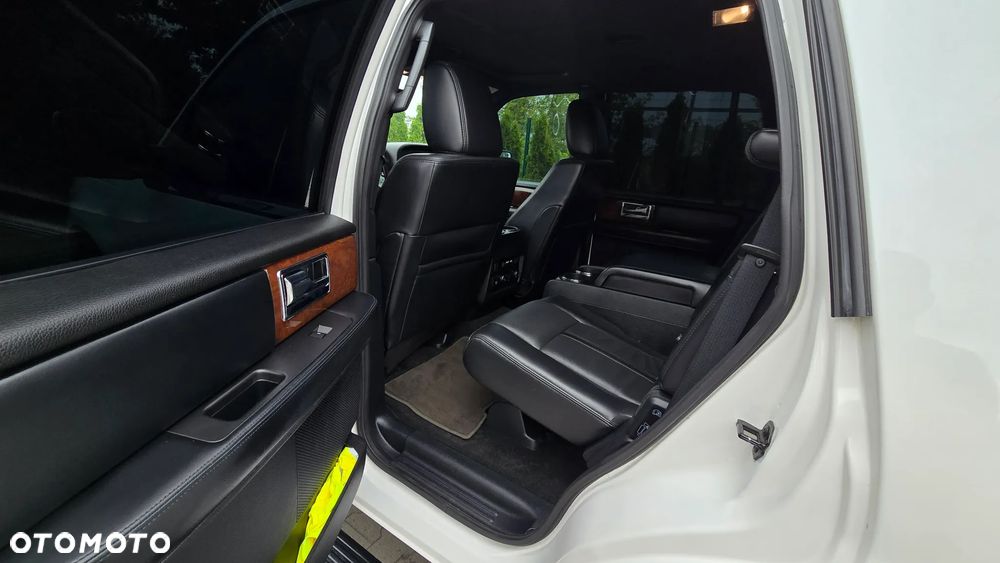 Lincoln Navigator - 14