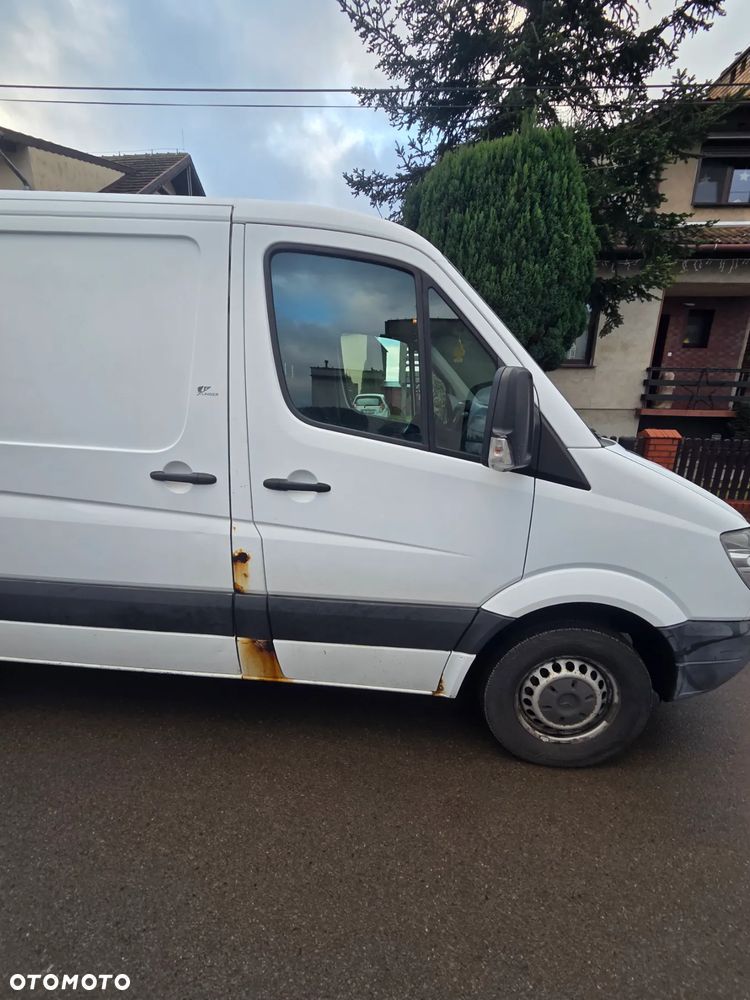 Mercedes-Benz 210 CDI - 4