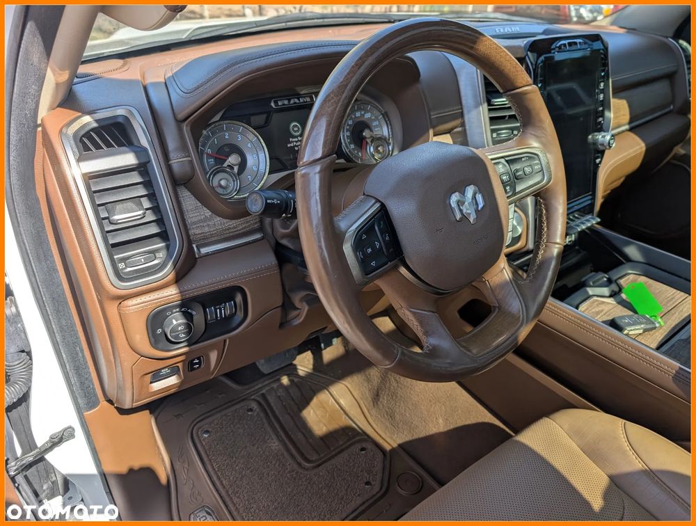 RAM 1500 Crew Cab Longhorn - 15