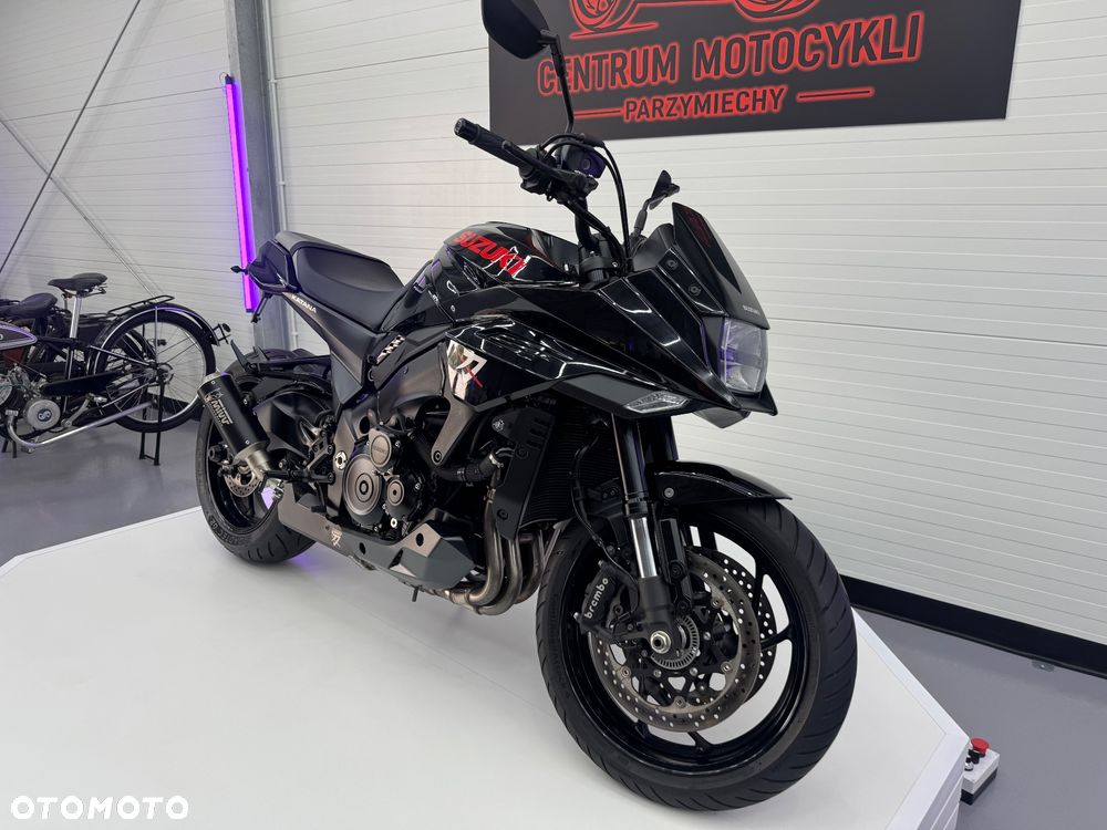 Suzuki GSX - 4