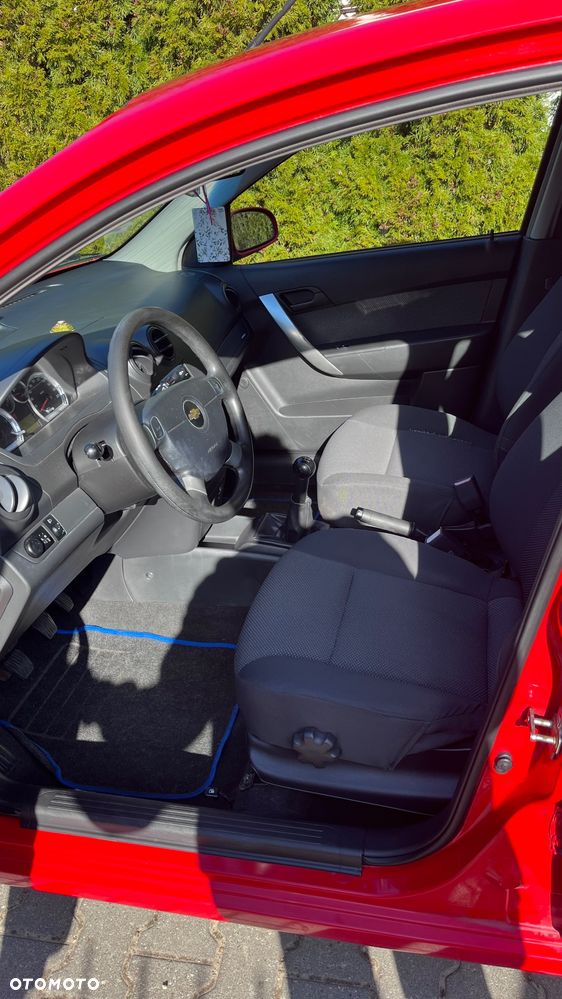 Chevrolet Aveo 1.2 16V Base - 8