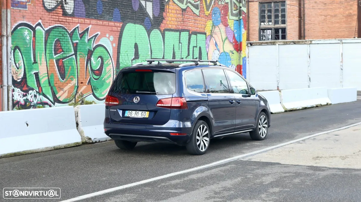 VW Sharan 2.0 TDI Blue Highline - 2