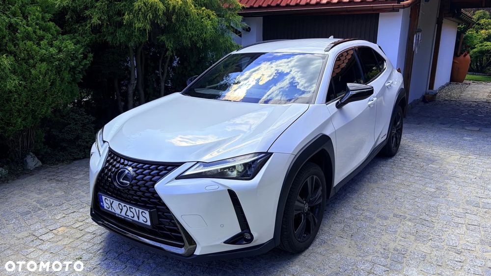 Lexus UX - 1