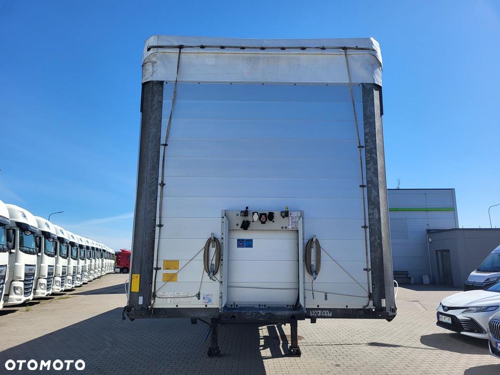 Schmitz Cargobull SCB S3T - 2