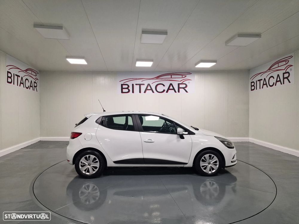 Renault CLIO SOCIETE 1.5 DCI 90CV INTENS GPS IVA DEDUTIVEL - 27