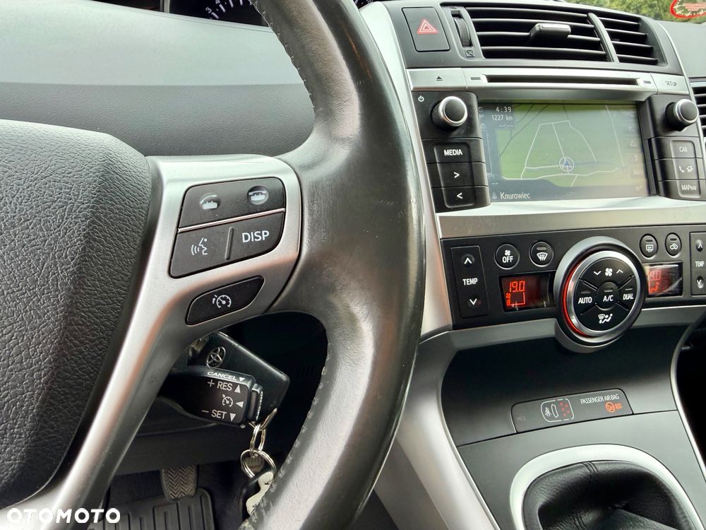 Toyota Verso 1.8 7-Sitzer Executive - 18