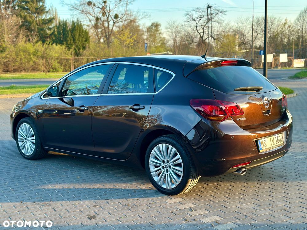 Opel Astra 1.4 Turbo Color Edition - 8