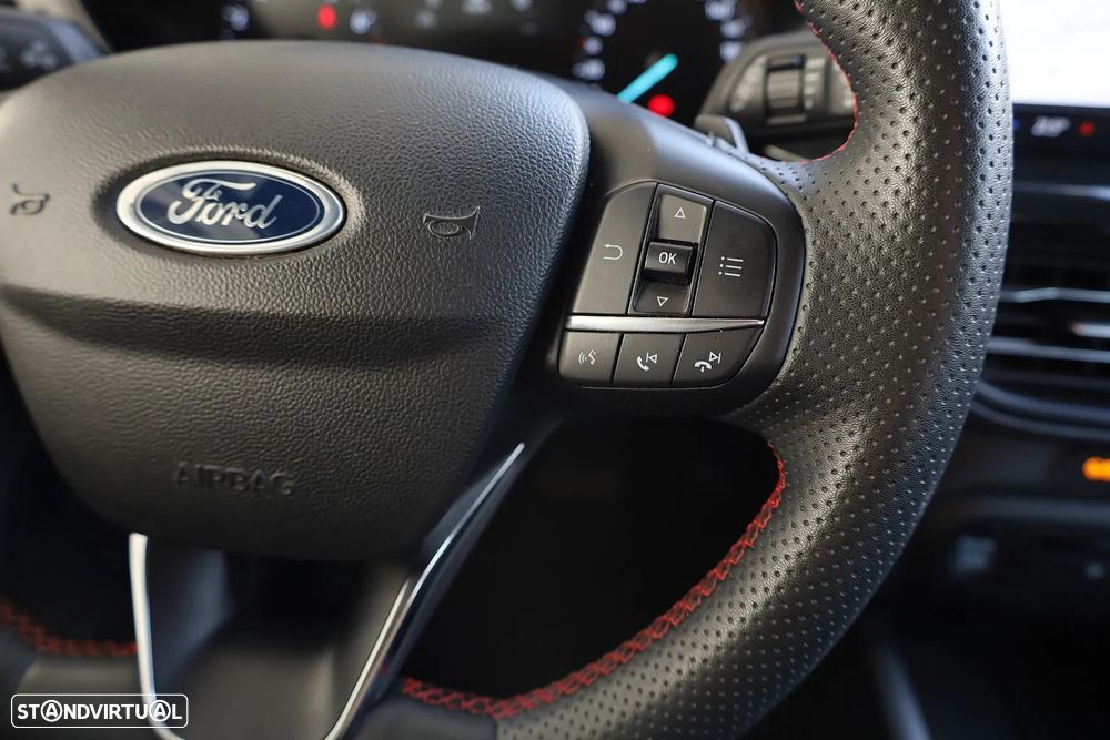 Ford Focus SW 1.0 EcoBoost MHEV ST-Line Aut. - 18