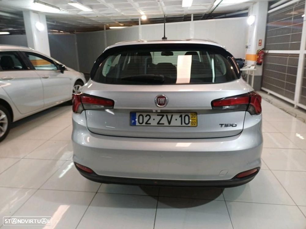 Fiat Tipo Station Wagon 1.3 M-Jet Lounge - 22