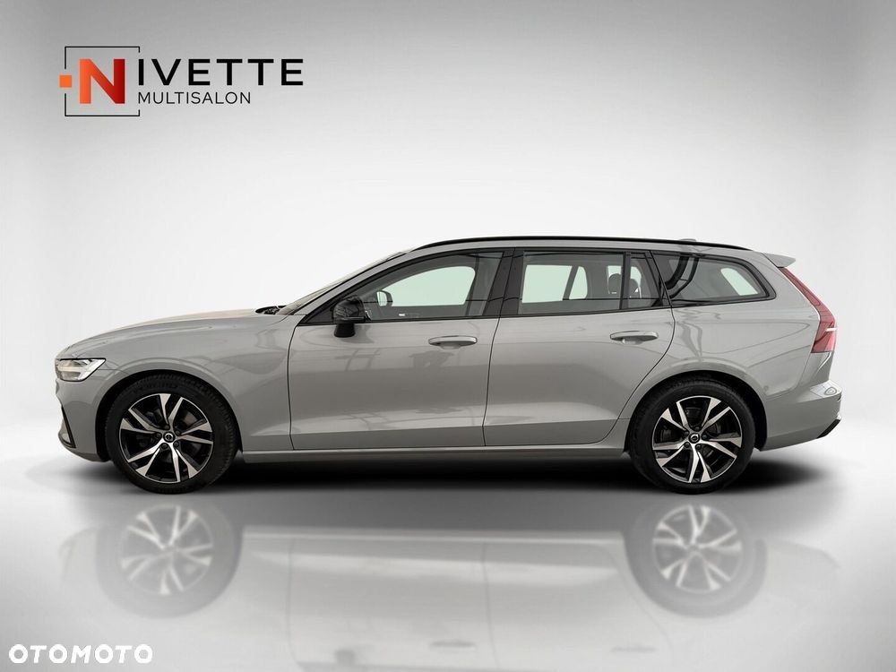 Volvo V60 2023 photo 2